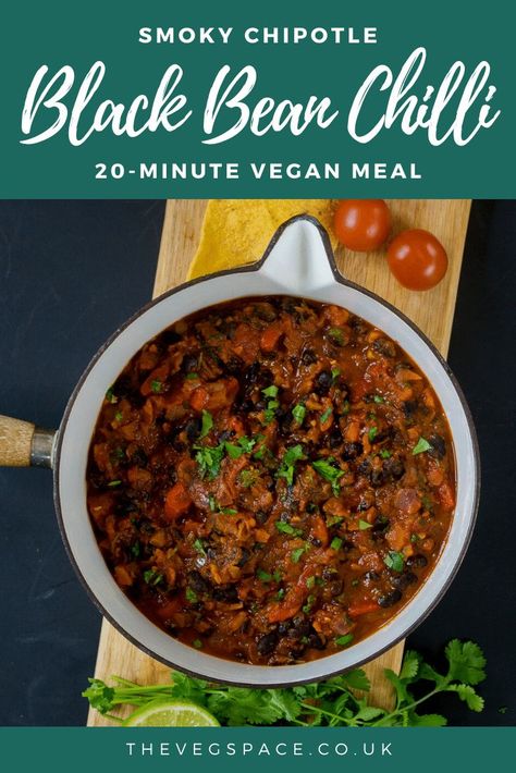 Black Bean Chilli, Chipotle Paste, Bean Chilli, Vegan Mexican Recipes, Jacket Potato, Chilli Recipes, Bean Chili, Vegan Comfort Food, Post Workout Food