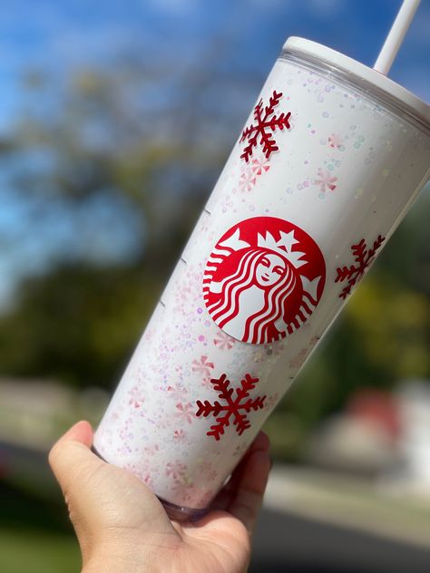 Snow Globe Starbucks Tumbler, Snow Globe Tumbler Christmas, Harry Potter Snow Globe Tumbler, Grinch Snowglobe Tumbler, Christmas Snow Globe Tumbler, Snow Globe Tumbler Ideas, Christmas Snowglobe Tumbler, Snowglobe Tumbler Ideas, Christmas Starbucks Cups