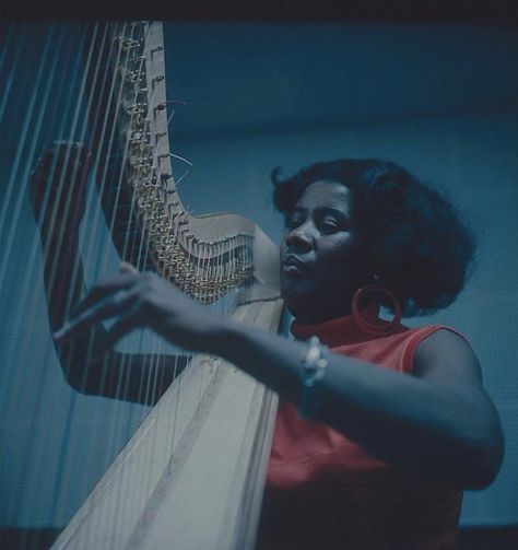 Alice Coltrane, Black Mage, Black Photography, Music Images, Film Inspiration, Last Fm, Ethereal Art, Reference Images, Black Excellence