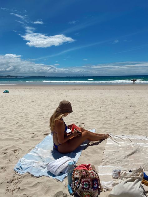 #travel #beach #whitesand #australia #coolangatta #goldcoast Coolangatta Beach, Travel Beach, Winter Blues, White Sand, Gold Coast, Travel Aesthetic, Summer Activities, Australia, Pool