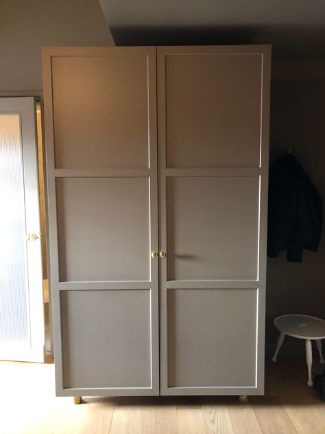 Ruby/Violet bedroom - large freestanding wardrobe Floordrobe Solutions, Freestanding Wardrobe Next To Bed, Bedroom With Freestanding Wardrobe, Freestanding Wardrobe Bedroom, Wooden Flooring Bedroom Wardrobe, Wardrobe Bedroom Ideas, Wardrobe Freestanding, Large Wardrobe Closet, Cedar Cottage