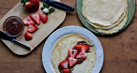 Sweet Simple Crepes - Sara Haas, RDN, LDN Simple Crepes, Quotes Outdoors, Education Tattoos, Vegan Crepes, Tattoos Celebrities, Different Fruits And Vegetables, Homemade Nutella, Banana Nutella, Crepe Recipes