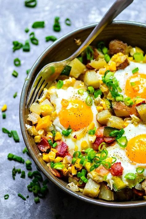 Corn Breakfast Recipes, Sunny Side Up Eggs Recipe, Corn Breakfast, Summer Breakfast Ideas, Squash Breakfast, Pagan Lifestyle, 4th Of July Recipes, Summer Squash Recipes, Fall Dinners