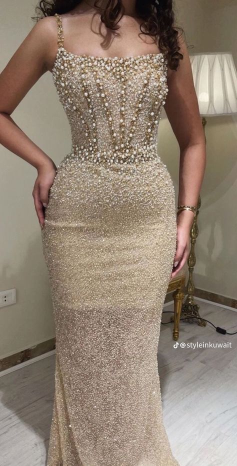 Nude Engagement Dress, Cream Dresses Classy, Quince Madrina Dresses, Long Pearl Dress, Silver Reception Dress, Khaki Prom Dress, Prom Dresses For Flat Chested, Champagne Gold Prom Dress, Champagne Prom Dress Sparkly