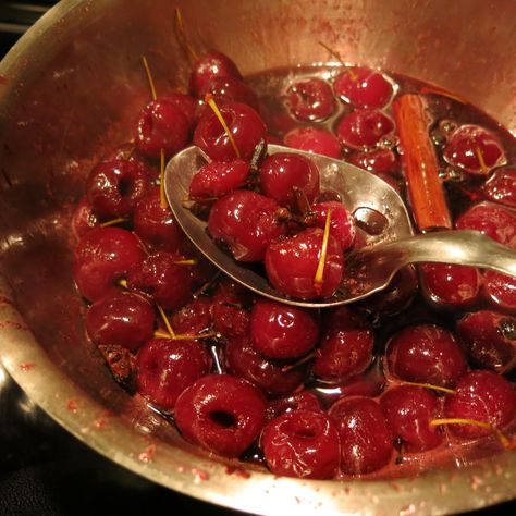 Pickled Bing Cherries Canning And Preserving, Cherry Pitter, Christmas Goose, Bing Cherries, Charcuterie Platter, Cherry Recipes, Cheese Platter, Rice Wine Vinegar, Rice Wine