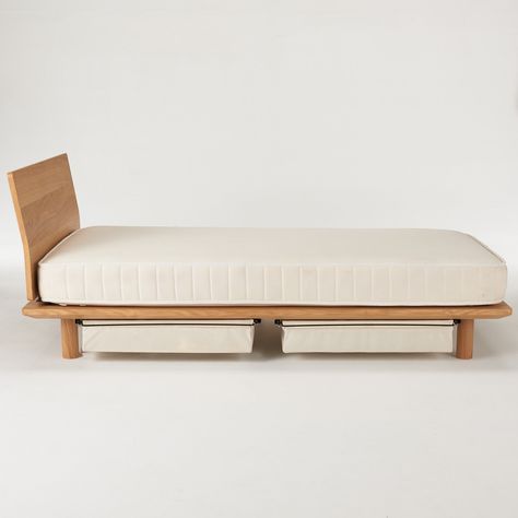 Muji Bed, Making A Bed Frame, Space Saving Furniture Bedroom, Handcrafted Bed, Muji Home, Minimalist Bed, Cnc Furniture, Oversized Furniture, Oak Beds