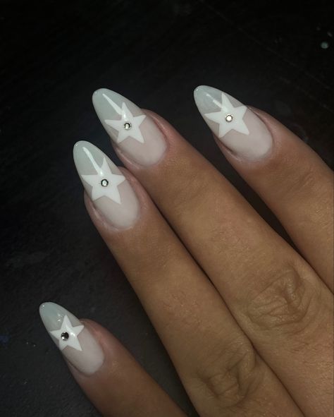 Milky White Star Nails, Rhinestone Star Nails, Star Nails With Gems, White Star Nails Y2k, Gem Nails Rhinestones, Nails With White Stars, Gel X Almond Nails, Nails Funny Bunny, Gel X Almond