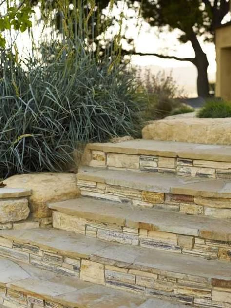 23 Creative Ideas Of Traditional Outdoor Front Entry Steps Front Porch Stone, Rock Steps, Front Door Steps, Front Porch Steps, Patio Steps, Stone Steps, Garden Stairs, Stone Stairs, Outdoor Steps