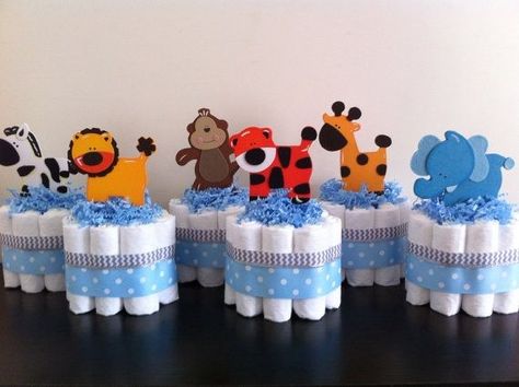 shower Baby Boy Centerpieces, Diaper Centerpiece, Safari Baby Shower Decorations, Diy Baby Shower Centerpieces, Boy Baby Shower Centerpieces, Mini Diaper Cakes, Idee Babyshower, Shower Items, Baby Shower Items