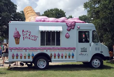 Austin Ice Cream Fesitval Ideas For Ice Cream Shop, Ice Cream Truck Aesthetic, Ice Cream Truck Business, Ice Cream Cones Cupcakes, Truck Reference, Ice Cream Truck Ideas, Ice Cream Trailer, Ice Cream Food Truck, Food Truck Project