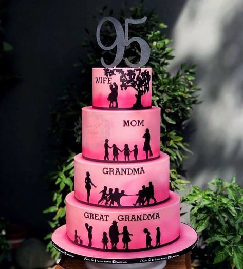 95th Birthday Cake Ideas, Grandma Cake Ideas, Granny Cakes, Birthday Cake Grandma, 70th Birthday Cake Mum, 80th Birthday Cake For Grandma, 85th Birthday Cake, Birthday Cake For Mum, Family Tree Cakes