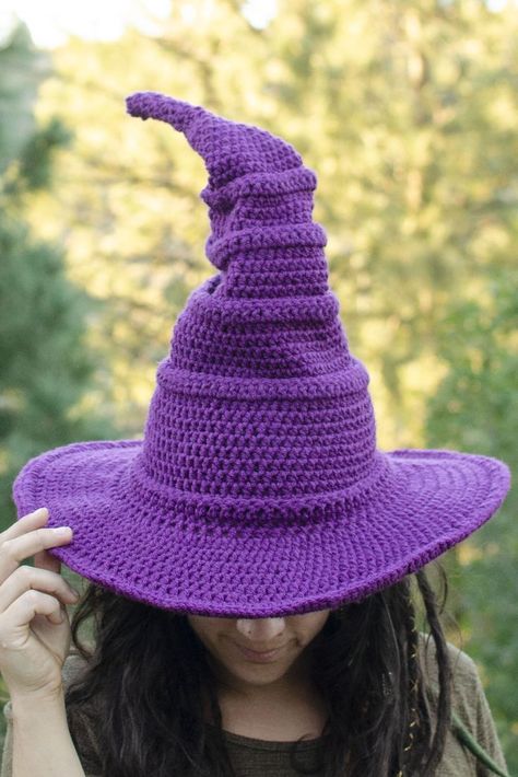 Fantasy Crochet Patterns Free, Crochet Halloween Hat, Crochet Witch Hat, Crochet Witch, Crochet Pour Halloween, Whimsical Witch, Progress Photos, Hat Patterns Free, Crochet Twist