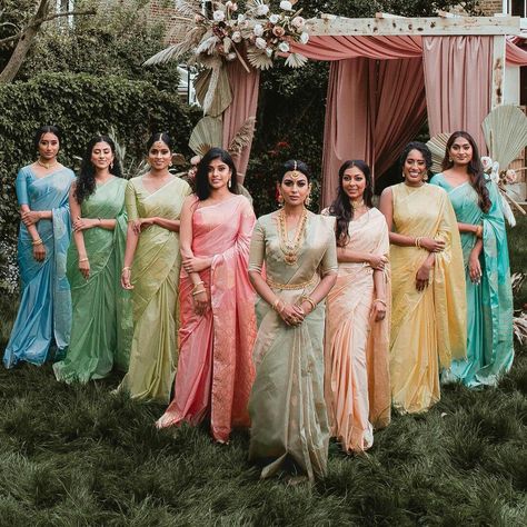 Pastel Saree Bridesmaids, Bridesmaids Sarees Indian, Bride And Bridesmaid Pictures Indian, Hindu Wedding Bridesmaids, Brides Maids Outfit, Saree Group Poses, Pastel Colour Dresses, Indian Bridesmaids Saree, Bridesmaid Saree Indian