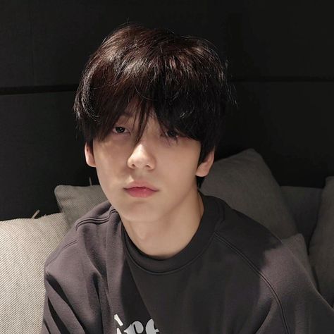 Txt Soobin, Kpop Guys, Cutie Patootie, Kpop Groups, K Idols, Cute Icons, Boyfriend Material, No. 2, K Pop