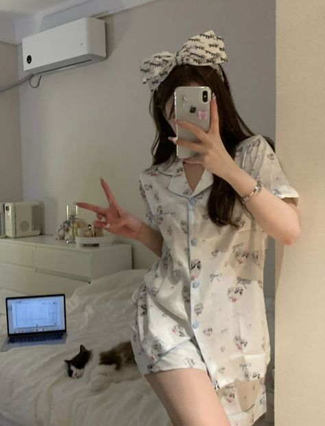 Cute Pijamas Korea, Aesthetic Pajamas Korean, Cute Pjs Korean, Pajamas Cute Aesthetic, Kdrama Pajamas, Cute Aesthetic Pajamas, Ulzzang Pajamas, Japanese Pjs, Korean Pajamas Aesthetic