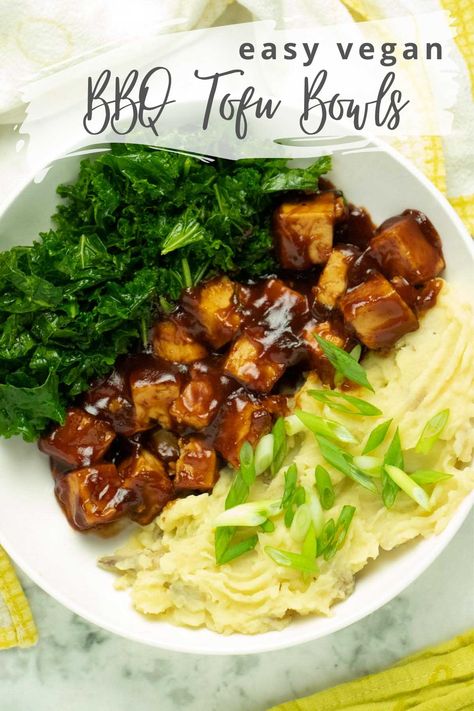 Sticky baked bbq tofu is the star of this flavor-packed vegan bowl. While the tofu bakes, you have plenty of time to make the creamy mashed potatoes and massaged kale for a one-bowl plant-based meal! #bbqtofu #recipe #bowl #baked #vegan Bbq Tofu Bowl, Vegan Bbq Tofu, Vegan Bbq Sauce, Tofu Bowl, Vegan Barbecue, Vegan Mashed Potatoes, Bbq Tofu, Vegetarian Barbecue, Fluffy Mashed Potatoes