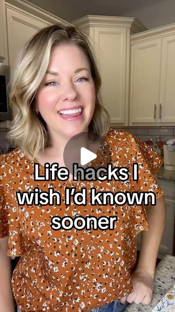 Stephanie Gigliotti on Instagram: "Any of these surprise you or did you know them all?  #lifehacks #tipsandtricks #kitchentips #kitchenhacks" Random Tips Lifehacks, Daily Hacks Lifehacks Tips And Tricks, Household Hacks Lifehacks, Tiny Home Hacks, Stephanie Gigliotti, Steph Gigliotti, Kitchen Hacks Diy, Kitchen Life Hacks, November Ideas