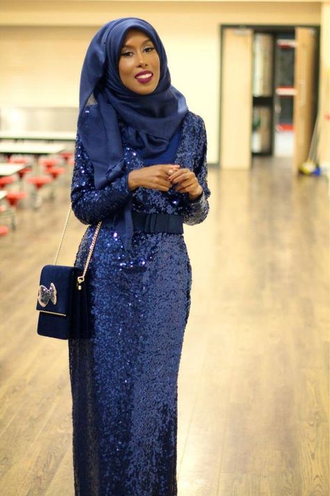 Navy sparkling long sleeve dress. Party hijab. #Basma K Styles #hijab#style#muslimah Shoes Polyvore, Muslimah Abaya, Styles Hijab, Fesyen Islam, Muslimah Style, Hijabista Fashion, Male Shoes, Hijab Fashionista, Muslim Women Fashion