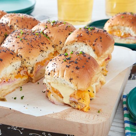 Ham And Cheese Sliders, Cheese Sliders, Easy Ham, Canned Ham, Deli Ham, Sliced Ham, Superbowl Snacks, Tailgate Food, Leftover Ham