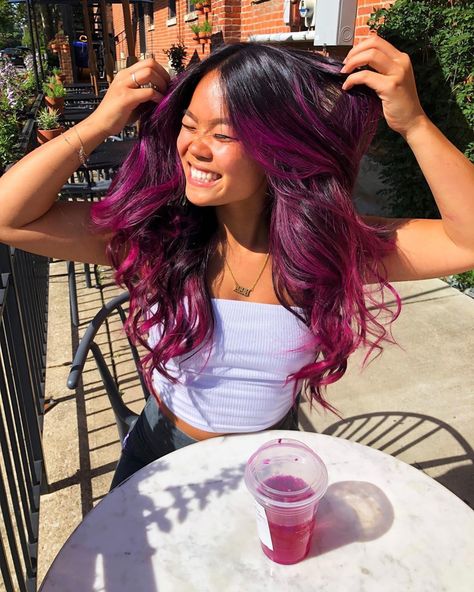 Pink And Lavender Hair, Lavender Hair Ideas, Pelo Color Vino, Magenta Hair Colors, Fox Hair Dye, Pink And Purple Hair, Magenta Hair, Hair Color Caramel, Violet Hair