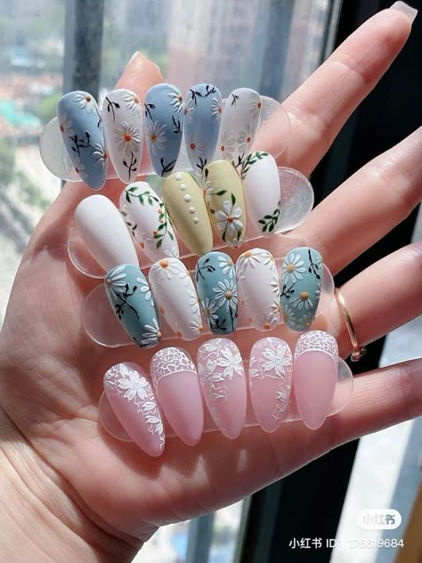 Funky Spring Nails, Easy Easter Nails, Easter Nail Art Designs, Nails Art Designs, Fake Nails Designs, Art Deco Nails, Easter Nail Art, Nail Art Gel, Beauty Nails Design