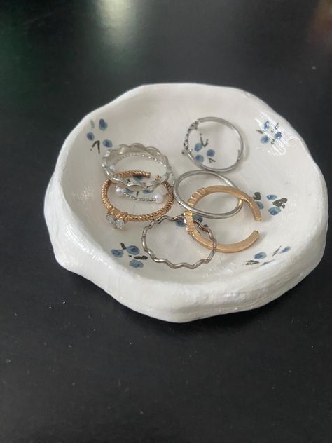 This a jewelry tray and I also made this item by hand and its painted by hand! Check out my shop! Pill Holder, Jewelry Tray, Jewelry Dish, Ceramic Clay, Trinket Dish, Trinket Dishes, Blueberries, I Shop, Tray