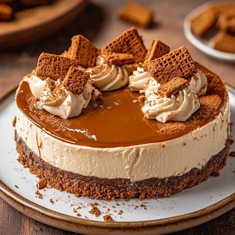 Cheesecake Delight, Baileys Cheesecake, Biscoff Recipes, Biscoff Cheesecake, Biscoff Cookies, Parchment Paper Baking, Cookie Butter, Cookie Crust, Mini Cheesecakes