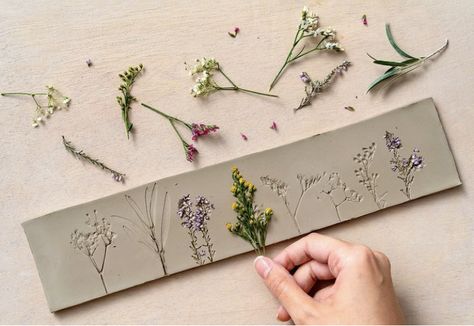 Flower Imprints In Clay, Pressed Flower Clay, Plant Imprint Clay, Air Dry Clay Botanical, Plant Pressed Ceramics, Pressed Flowers Ceramics, Garden Markers Diy, Tile Artwork, Miniature Pottery