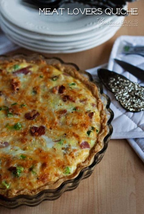 Meat Lovers Quiche, Breakfast Quiche Recipes, Quiche Recipes Easy, Bacon Sausage, Tater Tots, Flaky Crust, Diet Vegetarian, Quiche Recipes, Meat Lovers