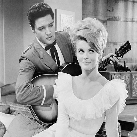 Bye Bye Birdie- Elvis & Anne Margaret -"It's that Go-Go Guy and That Bye Bye Birdie Gal in the Fun Capital of the World!" Ann Margaret, Elvis Presley Movies, Photos Black And White, Playing The Guitar, King Of Rock And Roll, Ann Margret, Elvis Movies, Elvis Presley Photos, Priscilla Presley