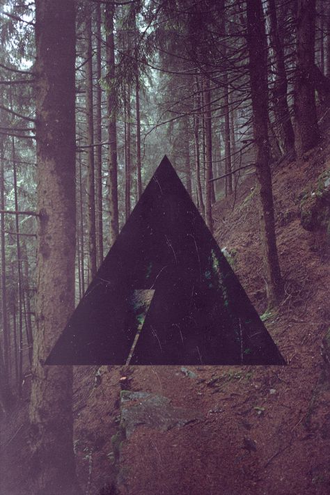 Triangle. Universe Inspiration, Hipster Triangle, Geometric Photography, Indie Photography, Hipster Art, Hipster Design, Couple Drawing, Wall Paper Phone, Hipster Wallpaper