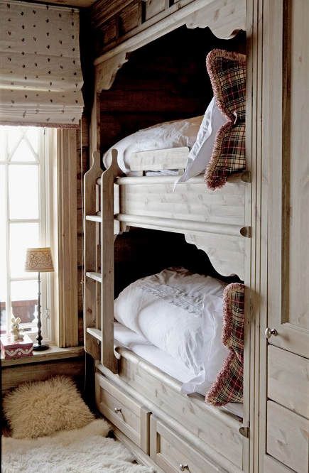 Alcove Bed, Bed Nook, Bunk Beds Built In, Built In Bunks, Built In Bed, Bunk Rooms, Kids Bunk Beds, Bunk Room, Bunk Bed