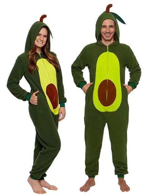 Couple Halloween Costumes | Avocado Costume | #halloween #couplehalloween Work Appropriate Halloween Costumes, Avocado Costume, Food Halloween Costumes, Avocado Food, Cozy Food, Animal Halloween Costumes, Onesie Costumes, Food Costumes, Suit Costume