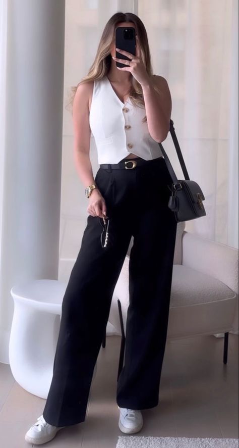 Corporate Attire Women, Corporate Attire, Business Casual Outfits For Work, Elegante Casual, Stylish Work Outfits, Interview Outfit, Outfits Verano, Weekend Outfit, Looks Chic