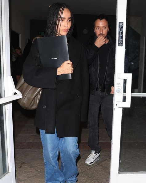 zoë and channing leaving the SAG strike ending party at sunset tower in west hollywood 🫶🏾 | Instagram Zoe Kravitz Ysl, Zoe Kravitz Instagram, Zoe Isabella Kravitz, Zoë Kravitz, Emma Style, Zoe Kravitz, November 9, Famous Girls, Celebrity Street Style