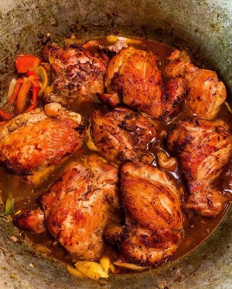 Brown Stew Chicken - Ev's Eats Stewed Chicken Jamaican, Brown Stew Chicken Recipe, Chicken Rice And Peas, Jamaican Brown Stew Chicken, Brown Stew Chicken, Stew Chicken, Chicken Tikka Masala Recipes, Potato Croquettes, Trini Food