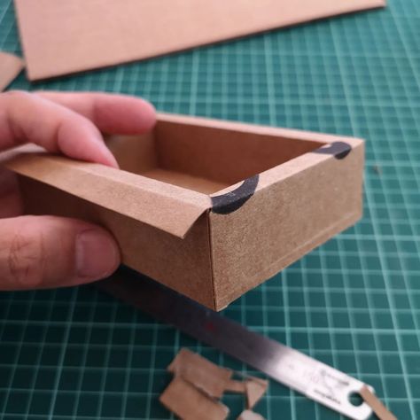 Exploring a new way of making handle for the drawer. Made wider groove and bend it to make a tab as a handle. It should be durable as it's a single piece. I'll continue more and see how it looks like. How do you think? Drawer Handle, Cardboard Paper, Diy Cardboard, Cardboard Crafts, Drawer Handles, My Youtube Channel, Single Piece, Bend, Check It Out