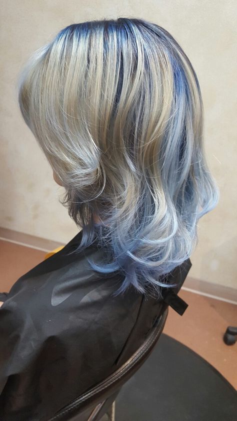 Ash Blonde And Blue Hair, Midnight Blue And Blonde Hair, Dark Blue And Platinum Hair, Blue Hair Ombre Blonde, Blue And Silver Hair Ombre, Platinum Blonde With Blue Highlights, Platinum Blue Hair Silver, Blue With Blonde Highlights, Blue Ends Hair Blonde