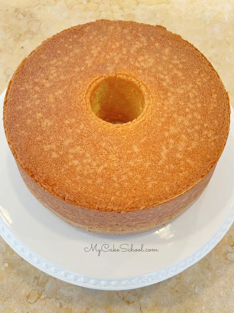 Whipping Cream Pound Cake - My Cake School Vanilla Cream Pound Cake, Mile High Cream Cheese Pound Cake Recipe, Heavy Cream Pound Cake, Coconut Cream Pound Cake, Whipping Cream Pound Cake Recipes, Pound Cake Cupcakes Recipes, Heavy Cream Pound Cake Recipe, Sundrop Pound Cake Recipes, Eagle Brand Pound Cake Recipe