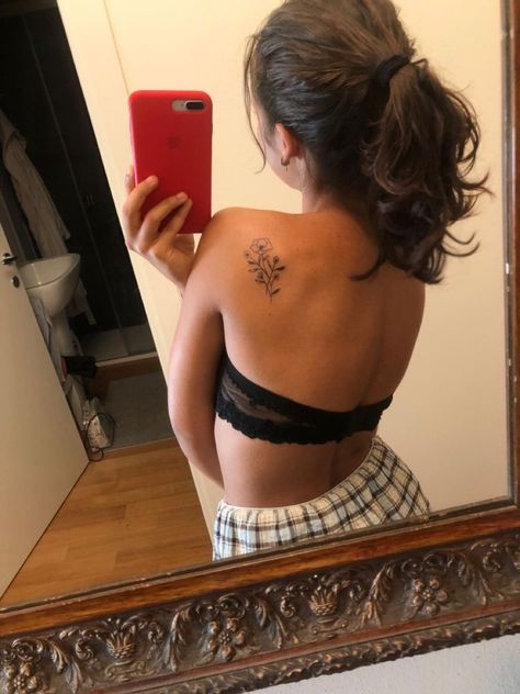 Tattoo On Back Of Shoulder For Women, Small Tattoos On Back Shoulder, Small Flower Tattoos Shoulder, Flower Tattoo On Back Of Shoulder, Back If Shoulder Tattoos For Women, Tattoo On The Shoulder For Women, Tattoo Back Of Shoulder Women, Small Back Tattoos Flowers, Flower Tattoos Location