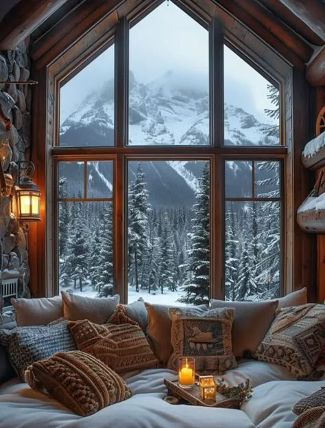 Nordic Cottage Interior, French Ski Chalet, Lake View Homes, Winter Cabin Aesthetic, Big Houses Exterior, Cozy Cabin Aesthetic, Winter Fotos, A Frame Interior, Cabin In Woods