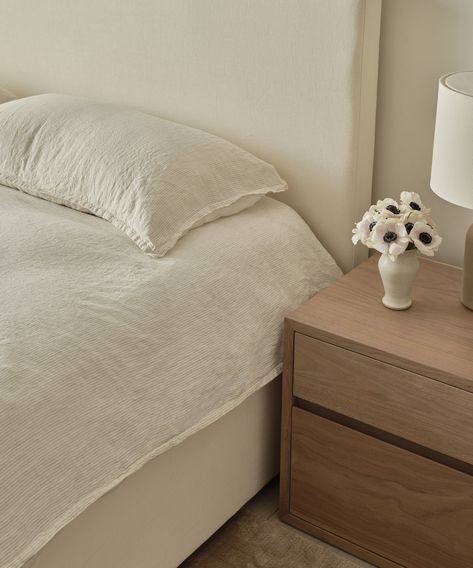 Linen bedding styling