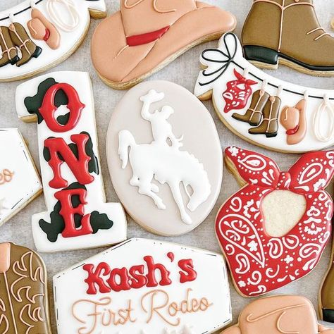 1st Rodeo Cookies Boy, Rodeo Decorated Cookies, First Rodeo Cookies Girl, First Rodeo Cookies Boy, Rodeo Cookies Decorated, First Rodeo Birthday Cookies, Rodeo Birthday Cookies, First Rodeo Cookies, Rodeo Cookies