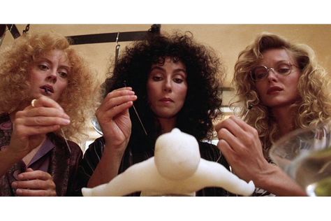 Witches Of Eastwick, The Witch Film, The Witches Of Eastwick, Evil Children, Marla Singer, Movie To Watch List, Susan Sarandon, Three Women, In And Out Movie