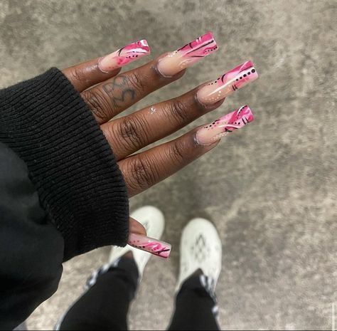 Early 2000s Acrylic Nails, Early 2000s Nail Art, Early 2000 Nails, 2000 Nails, 21st Birthday Photoshoot, Birthday Inspo, Nail Idea, Classy Nails, Pretty Acrylic Nails