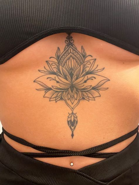 #tattoo #womentattoos #sternumtattoos Pretty Feminine Tattoos, Lotus Chest Tattoo For Women, Cute Sternum Tattoo Women, Women’s Sternum Tattoo, Tattoo Ideas Female Between Breast, Unique Back Tattoos Women, Chest Tats For Women, Lotus Flower Sternum Tattoo, In Between Chest Tattoo Female Black