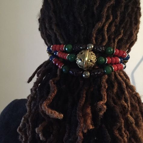 Diy Loc Jewelry, Hair Beading, Loc Ties, Dreadlocks Accessories, Dread Charms, Dreadlocks Diy, Beautiful Crowns, Loc Accessories, Hair Jewelry For Braids