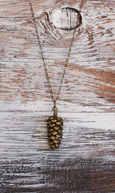 Rustic PINE CONE Pendant Long Necklace Nature Nature Accessories, Pine Cone Pendant, Pinecone Necklace, Pinecone Pendant, Woodland Forest, Nature Study, Pine Cone, Inspired Jewelry, Shiny Things