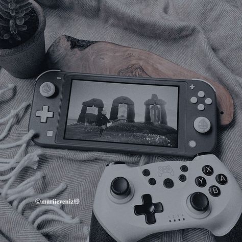 Nintendo Switch Profile Icons, Gaming Console Aesthetic, Gaming Asthetic Picture, Old Video Games Aesthetic, Ipad Wallper, Kaiser Cohen, Sunrise Aesthetics, Kenma Aesthetic, Playstation Aesthetic