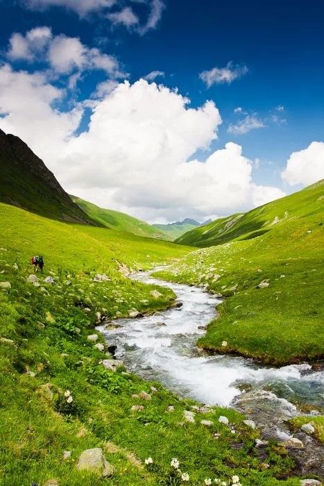 Russian Mountains, Caucasus Mountains, Landscape Photography Nature, Beautiful Places Nature, Interesting News, Alam Yang Indah, Beautiful Nature Scenes, Nature Scenes, Nature Wallpaper